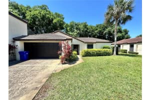 1905 Oak Cir #1905, TAVARES