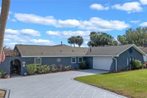 1102 N Palmetto St, LEESBURG