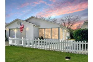 3297 Riverton Rd, THE VILLAGES