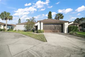 1945 Maple Cir #45e, TAVARES