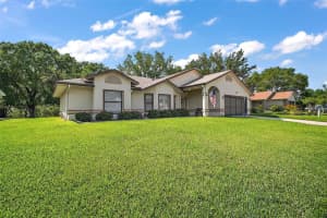 27022 Racquet Cir, LEESBURG
