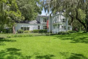9223 Silver Lake Dr, LEESBURG