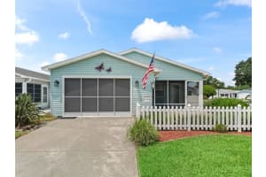 220 Estrada Pl, THE VILLAGES