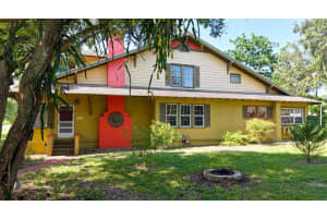 150 E Charlotte Ave, EUSTIS