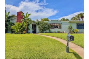 39 Surfside Dr, ORMOND BEACH