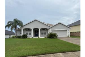 9646 Spring Lake Dr, CLERMONT