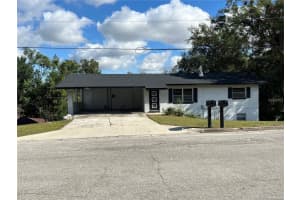 1325 East Ave, CLERMONT