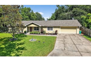 130 N Johns St, MOUNT DORA