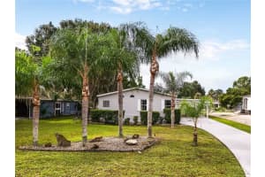 35247 Harbor Shores Rd, LEESBURG