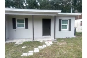 305 N Moss St, LEESBURG