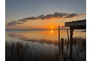 1200 Northshore Dr, EUSTIS