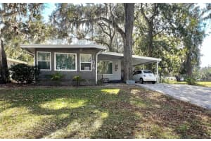 106 Royal Palm Dr, LEESBURG