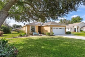 81 Twin Lake Cir, UMATILLA