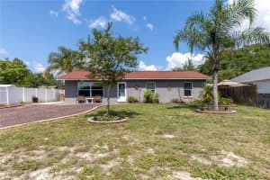 11327 Grove St, LEESBURG