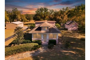 30930 County Road 437, SORRENTO