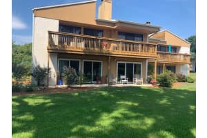 1051 S Highland St #4c, MOUNT DORA