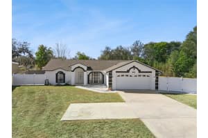 201 Glenridge Loop S, LAKELAND