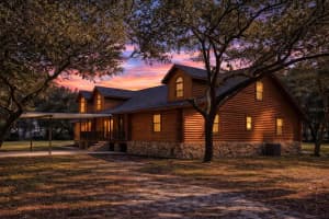 6892 Swain Rd, SORRENTO