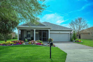 152 Balmy Coast Rd, GROVELAND