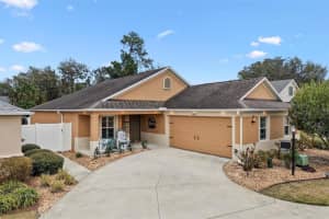 3930 E Torch Lake Dr, THE VILLAGES