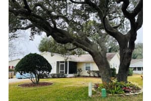 822 Dundee Cir #822, LEESBURG