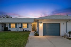 1581 Oakview Cir Se, WINTER HAVEN