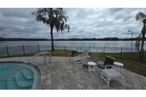 252 Pinewood Dr, EUSTIS
