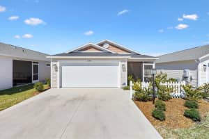 835 Conroe St, THE VILLAGES