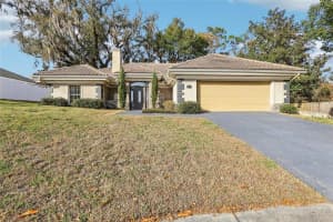 2115 Oak Leaf Cir, MOUNT DORA