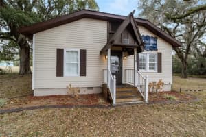 219 W Mcclendon St, LADY LAKE