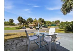 1232 Dustin Dr, LADY LAKE