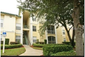 8905 Legacy Ct #203, KISSIMMEE