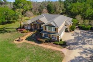 6826 Silver Charm Ct, LEESBURG