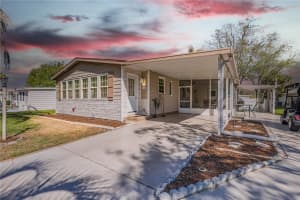 809 Orchid St, LADY LAKE