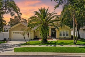 13319 Via Roma Cir, CLERMONT