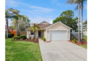 2133 Hunters Greene Dr, LAKELAND