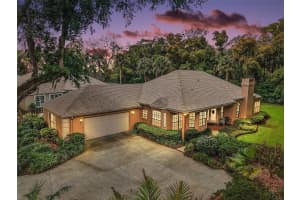 621 High Point Dr, MOUNT DORA