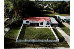 15432 Carrolls Ct, TAVARES