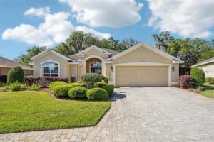 10063 Lake Miona Way, OXFORD