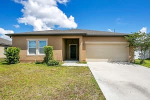 258 Hidden Lake Loop, HAINES CITY
