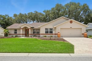 25904 Newcombe Cir, LEESBURG