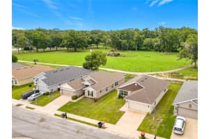 187 Nw 45th Loop, OCALA