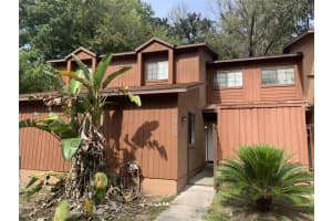 5752 Sw 8th Pl, GAINESVILLE
