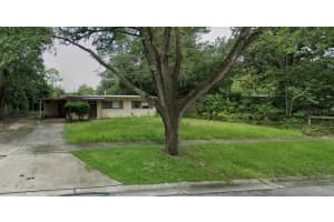 2932 Ne 12th St, GAINESVILLE