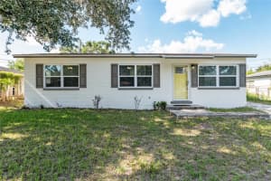 1522 Se 13th Pl, GAINESVILLE