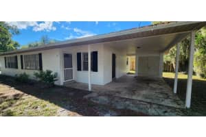 724 Ne 12th St, GAINESVILLE