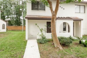 2635 Sw 35th Pl Apt #1001, GAINESVILLE