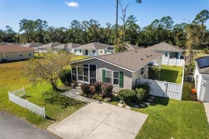 3702 Ne 1st Way, GAINESVILLE