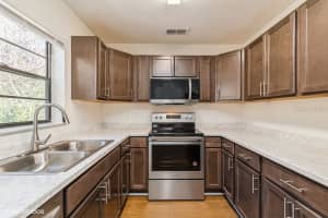 2522 Nw 4th Ter #2522, GAINESVILLE