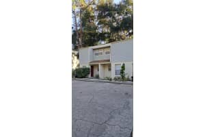 3925 Sw 26th Ter #b, GAINESVILLE